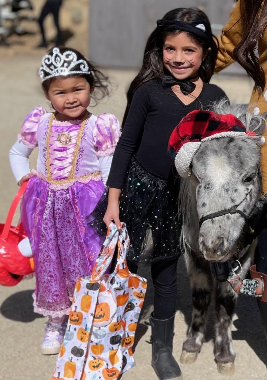 Barn Bash photo of two cute little girls in costume